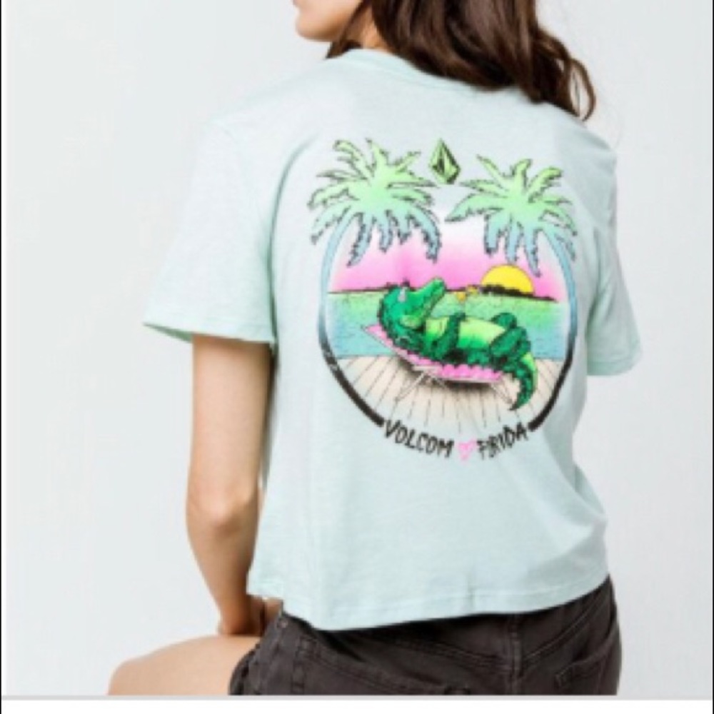 volcom cropped tea